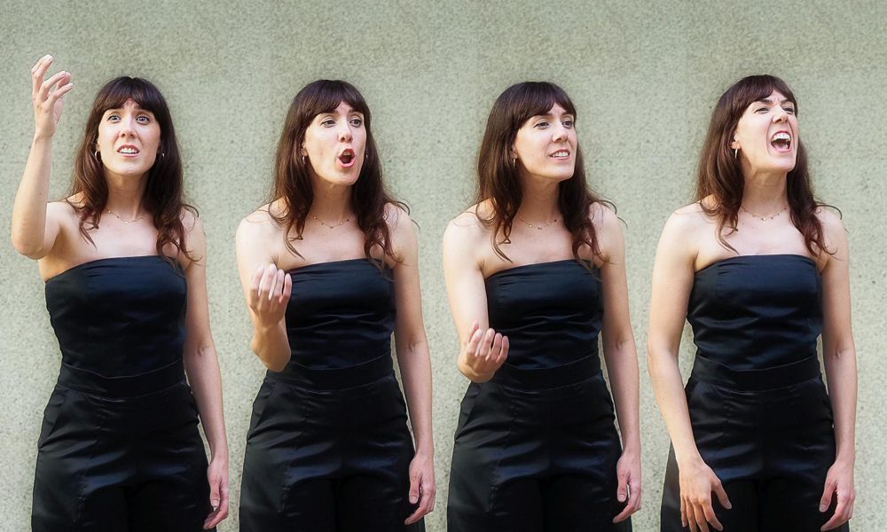 visitaguiadaysusangreyavienecantando